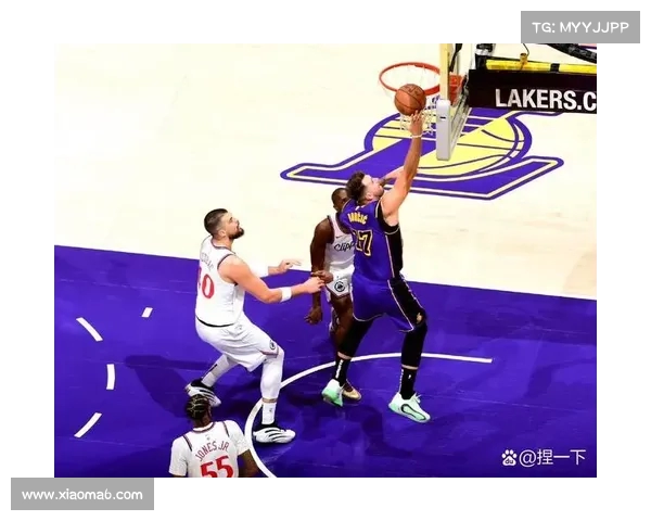 NBA经典对决回顾 勇士逆袭湖人三分雨助力胜利激战全程回顾