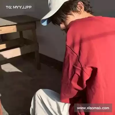 贺栩献